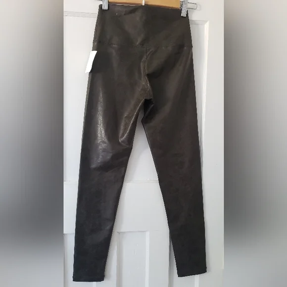 Aerie Offline The Hugger High Waisted Crackle Legging Olive/Army Green Sz M NWT - Picture 6 of 13